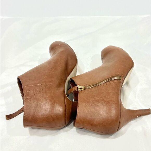 Bonnibel caramel high heel booties size 10 - Picture 6 of 12